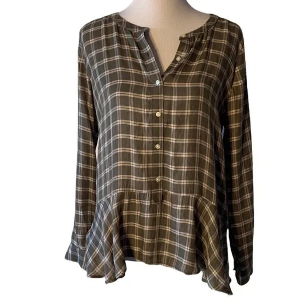Loft Women’s Long Sleeve Green Check Top size M